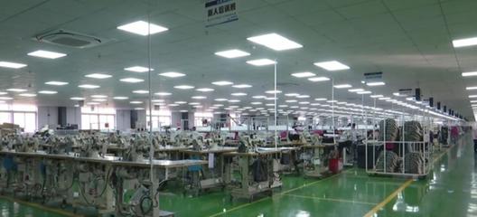 泰極愛思(武漢)汽車內飾 春風送崗促就業(yè) 精準服務暖民心